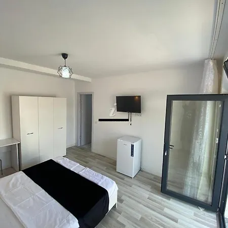 Guest house Atlas 3*