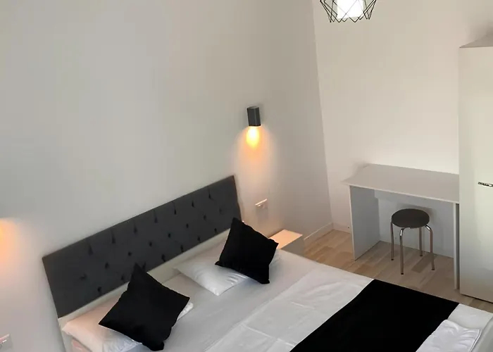 Atlas ゲストハウス 3*