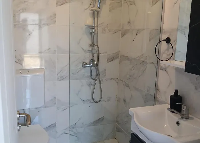 Atlas ゲストハウス 3*